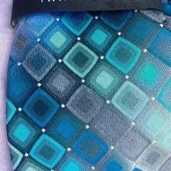 Van Heusen Men’s  Silk Tie Blue Teal Gray Pattern Career Business - Picture 5 of 7